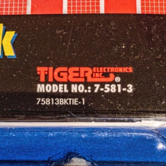 Jeopardy! Book & Game Cartridge #3 Tiger LCD Game - Picture 3 of 7